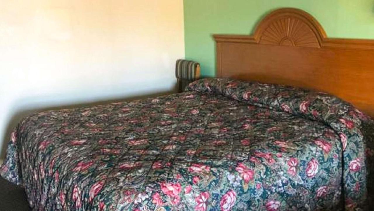 Budget Inn Franklinton Eksteriør bilde