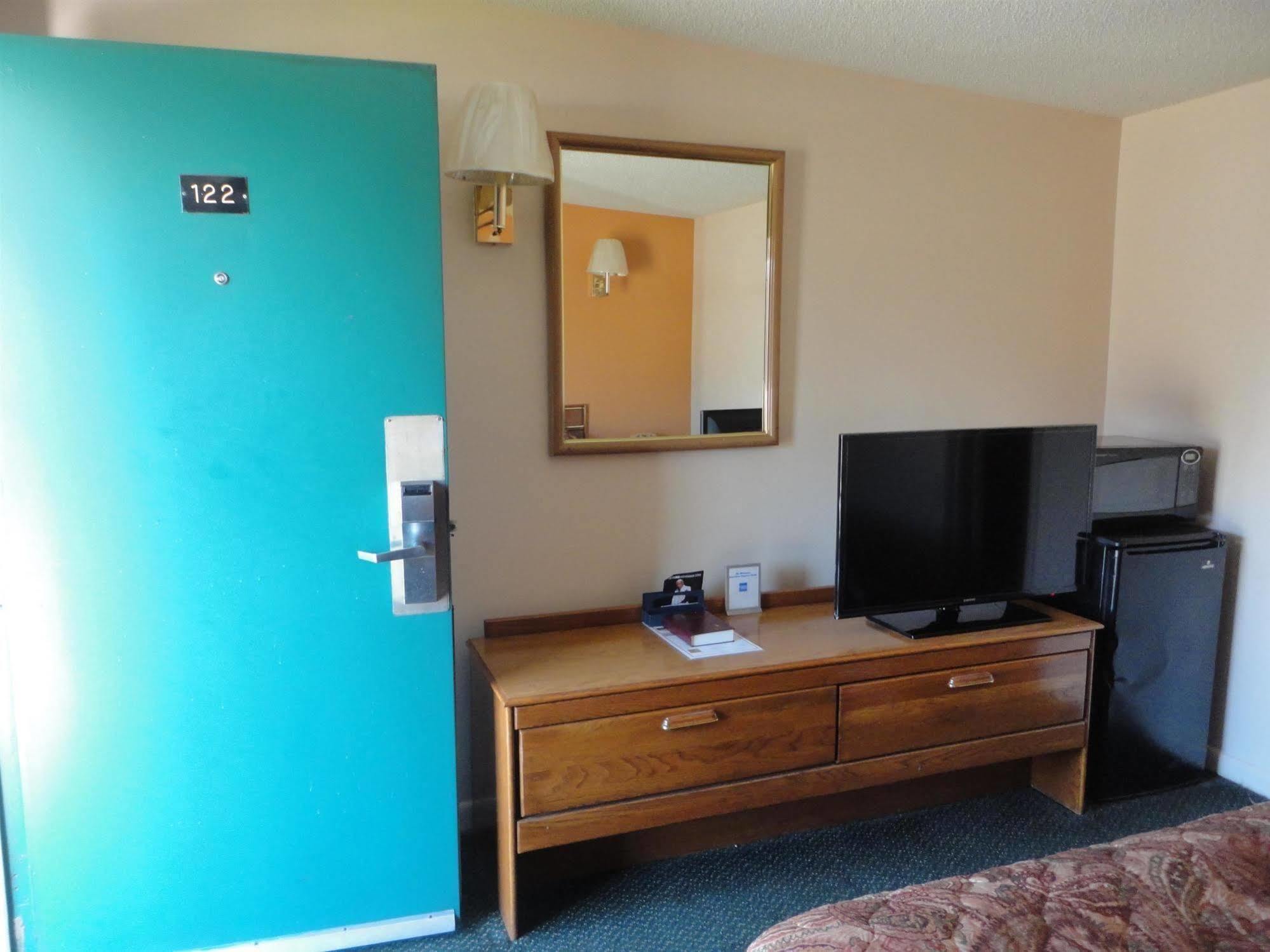 Budget Inn Franklinton Eksteriør bilde
